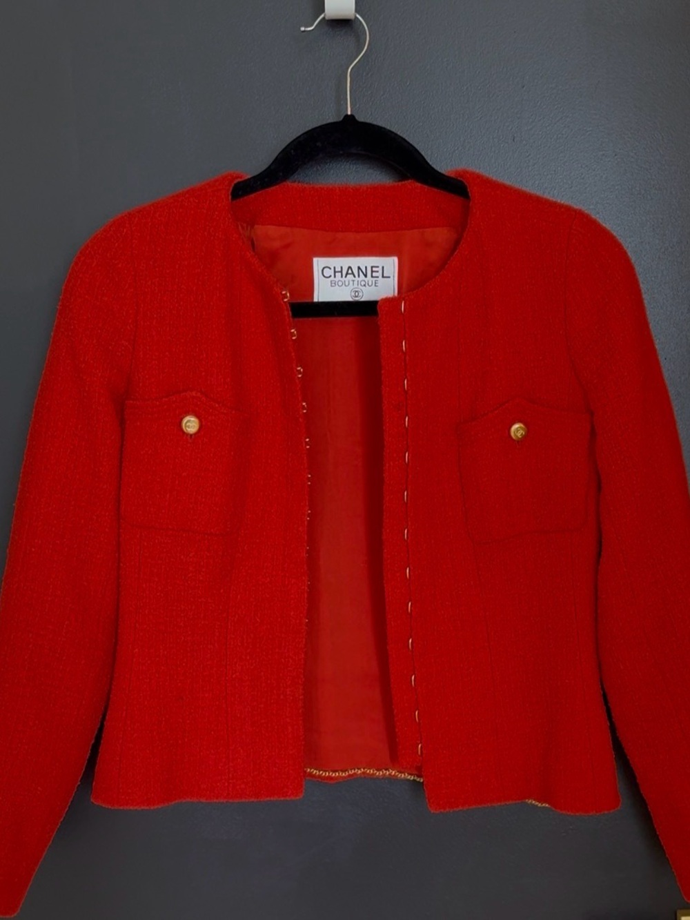 Vintage CHANEL 1996 Orange Tweed Blazer with Gold Buttons - Picture 2 of 16